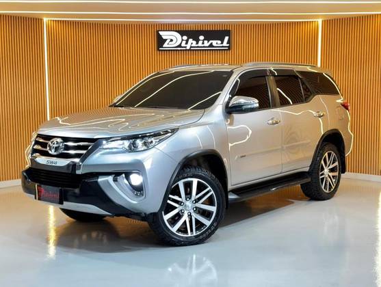 TOYOTA HILUX 2.7 SR 4X2 CD 16V FLEX 4P AUTOMÁTICO